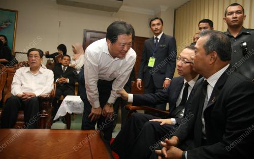 TAN SRI MUHYIDDIN YASSIN