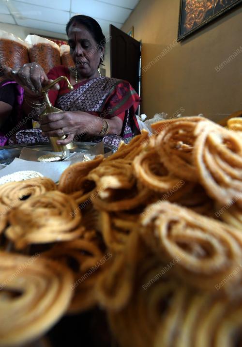 PG01_28102018_MURUKU_DEEPAVALI