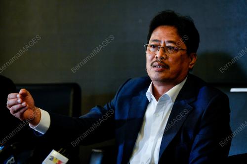 TAN SRI AZAM BAKI