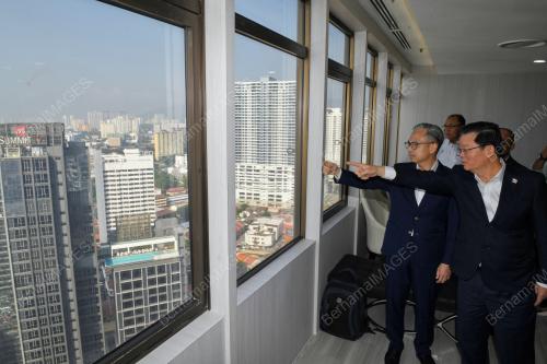 DATUK FAHMI FADZIL
