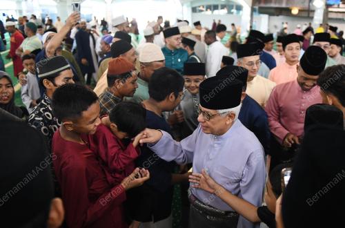 TYT HADIR SOLAT SUNAT AIDILFITRI