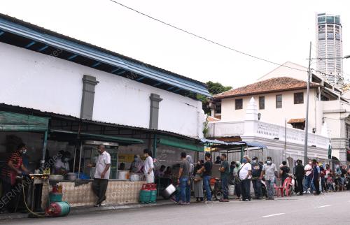 ROTI CANAI BERATUR
