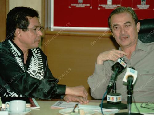 PG02-18_01_01_TPM-UMNO_18012016