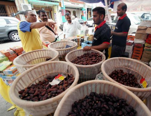 BUAH KURMA