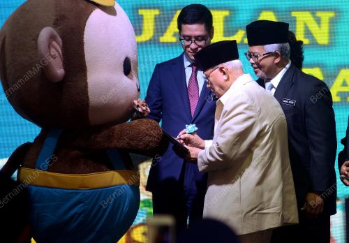 PG02_01102019_TANDATANGAN_BN201909272555