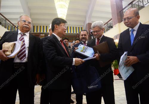 PG02_01112019_BELANJAWAN_BN201910316073