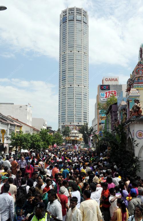 PG02_02022015_ORANG_RAMAI