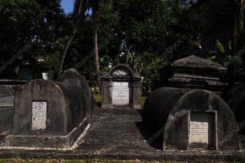 KUBUR TERTUA