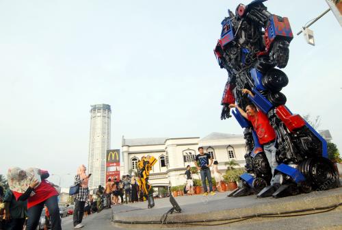 PG02_02052016_REPLIKA_PRIME