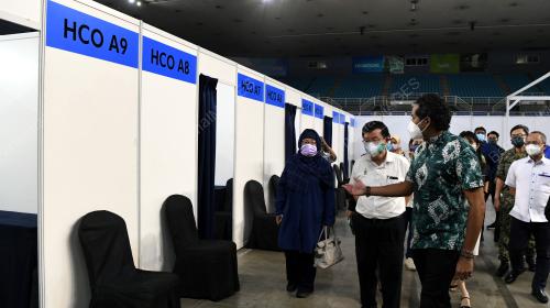 PUSAT PEMBERIAN VAKSIN