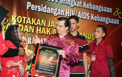 HARI AIDS SEDUNIA