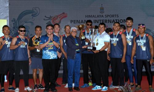 PERAHU NAGA