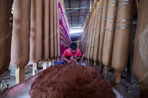 COLOK TAHUN BAHARU CINA