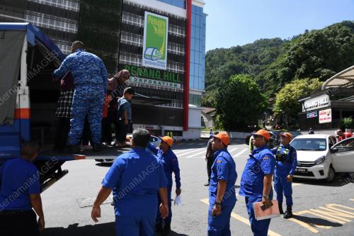 PELANCONG BUKIT BENDERA