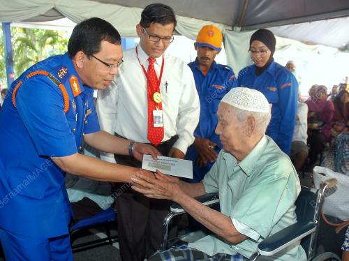 PG02_05042012_POLIS_SUMBANGAN