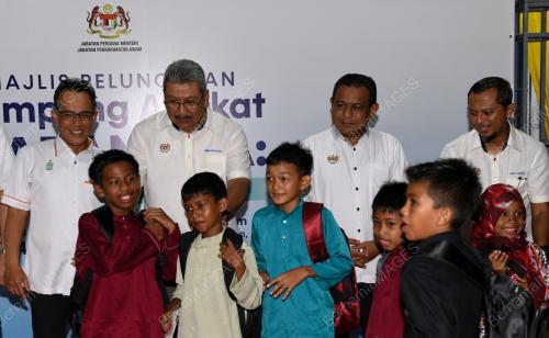 DATUK SERI WAN AHMAD DAHLAN ABDUL AZIZ
