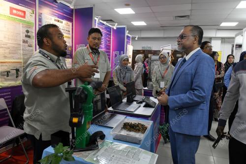 PAMERAN INNOZILLA