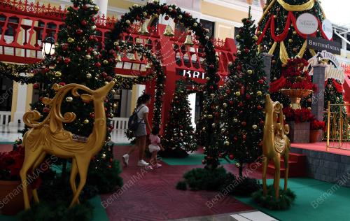 HIASAN KRISMAS