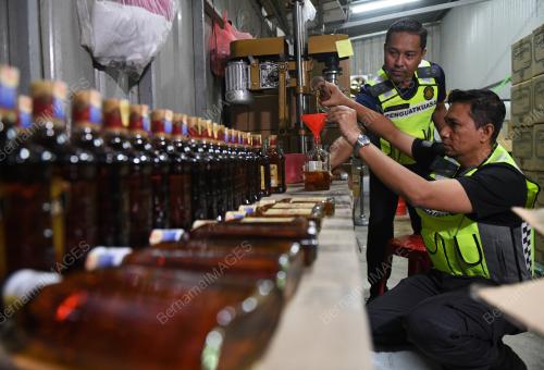 SINDIKET PROSES ARAK