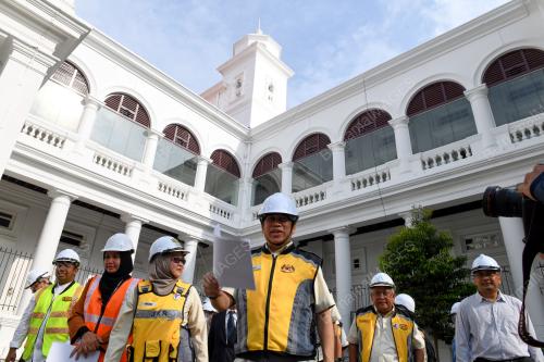 DATUK SERI AHMAD MASLAN