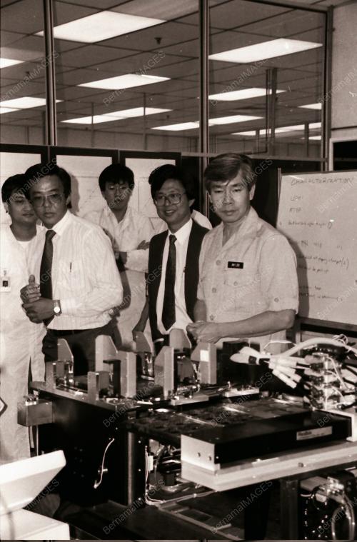 MENTERI SUMBER MANUSIA