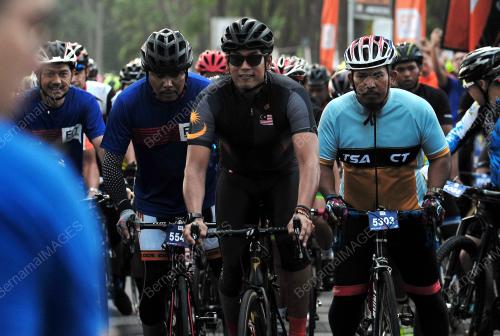 PG02_07042018_KHAIRY_JAMALUDDIN