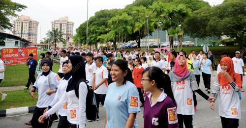 PG02_07092014_LARIAN