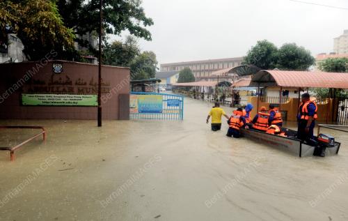 PG02_07112016_SPM_BANJIR