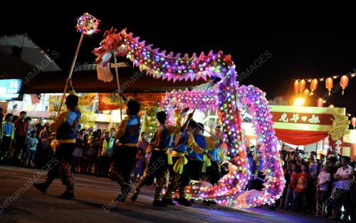 PG02_08012012_NAGA_WARNA