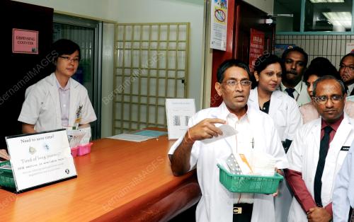 PG02_08052015_MENTERI_UBAT
