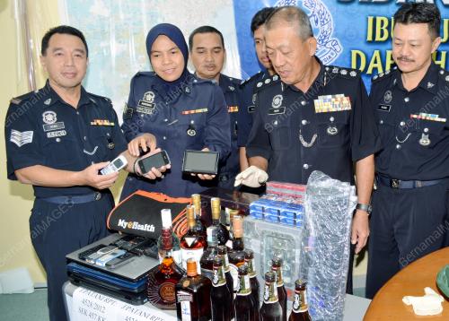 PG02_09052012_BARANG_CURI