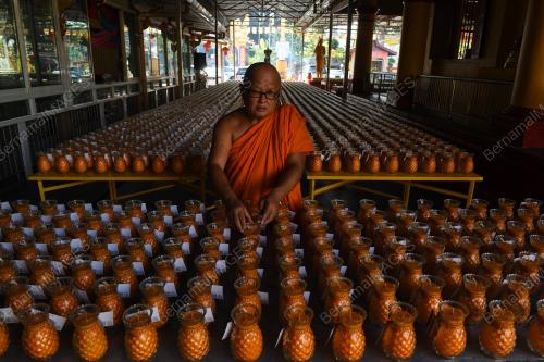 HARI WESAK