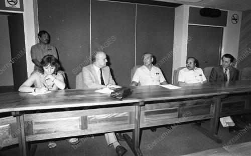 PG02_11032015_AHLI_DEWAN