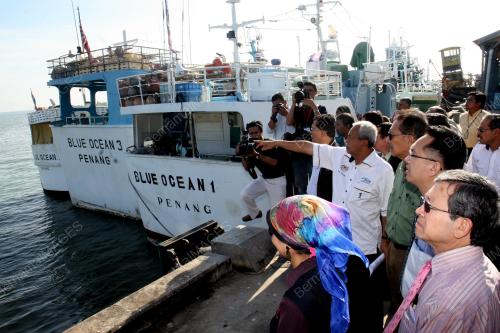 PG02_12012011_PELABUHAN_TUNA
