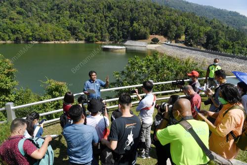 AIR SUSUT DI EMPANGAN