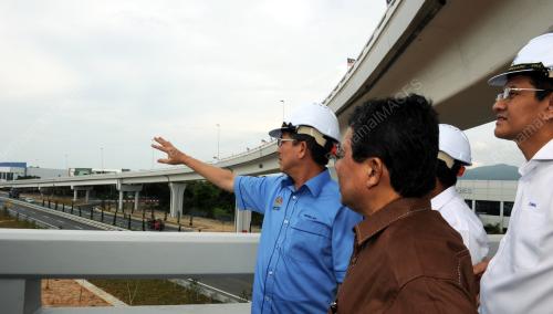 PG02_12122013_MENTERI_RAM