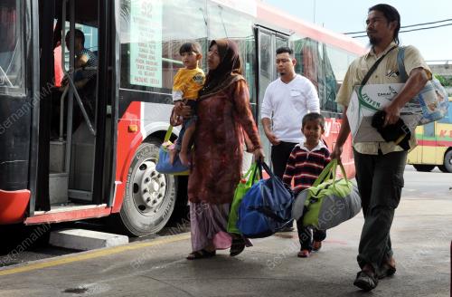 PG02_13072015_RAYA_KAMPUNG