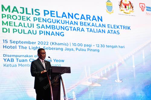 DATUK SERI TAKIYUDDIN HASSAN