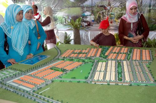 MODEL RUMAH TAMAN PERDA