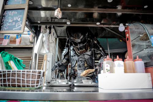 PREDATOR JUAL AYAM GUNTING