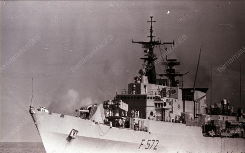 ULASAN ARMADA DIRAJA ANTARABANGSA