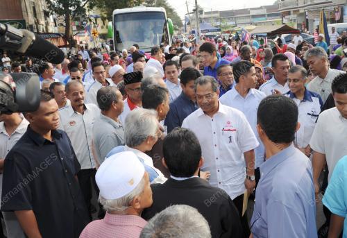 TAN SRI MUHYIDDIN YASSIN