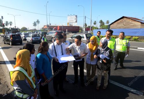 ZAIRIL KHIR JOHARI