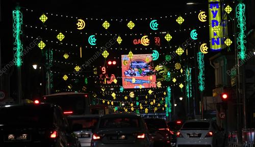 HIASAN LAMPU RAYA