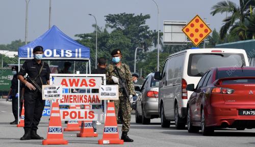 SEKATAN JALAN RAYA
