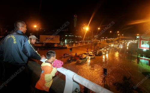 BANJIR KILAT
