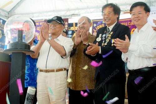 TUN ABDUL RAHMAN