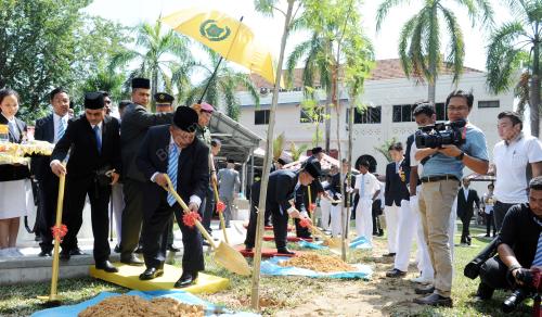 PG02_21102016_RAJA_PERLIS_POKOK