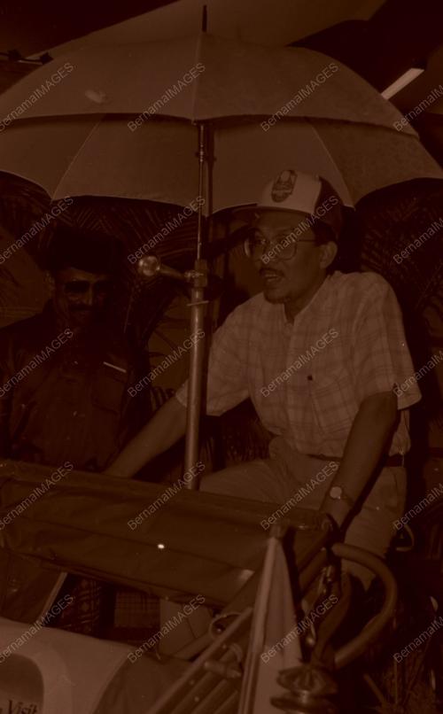 ANUAR RASMI RASMI UNIT BECA PELANCONG