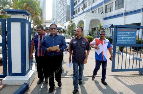 PG02_23032016_LAPORAN_UMNO
